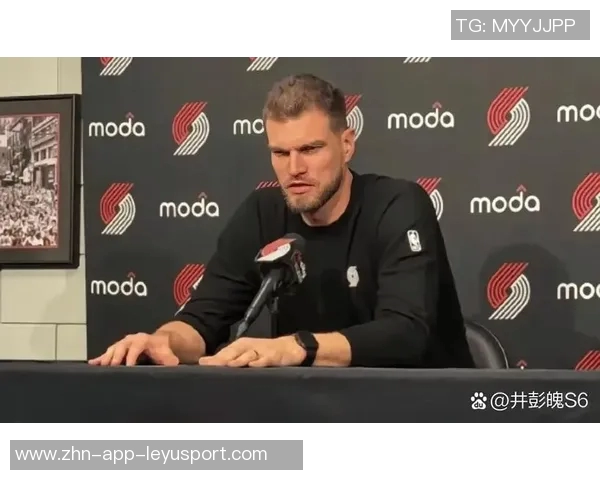 罗威称赞杨瀚森训练表现出色竞争对手的认可让人刮目相看